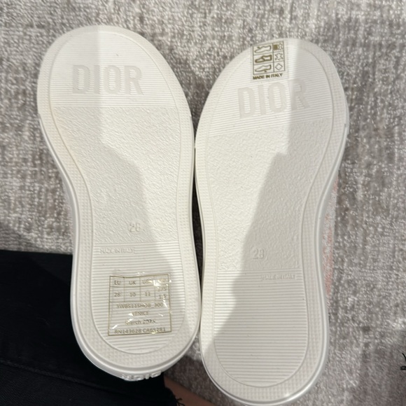 Sequin Dior sneakers - Picture 6 of 8